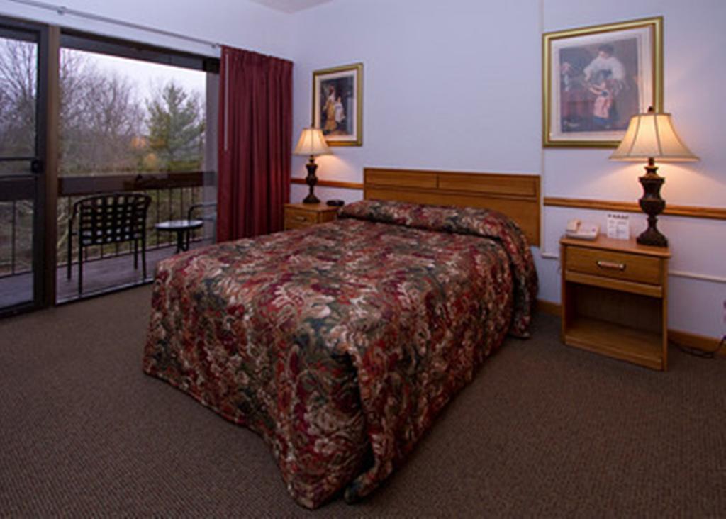 Pipestem Resort State Park Номер фото